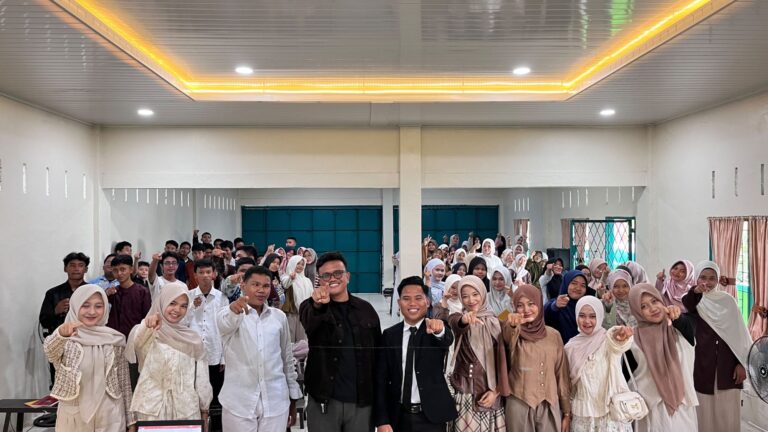 Foto usai seminar nasional